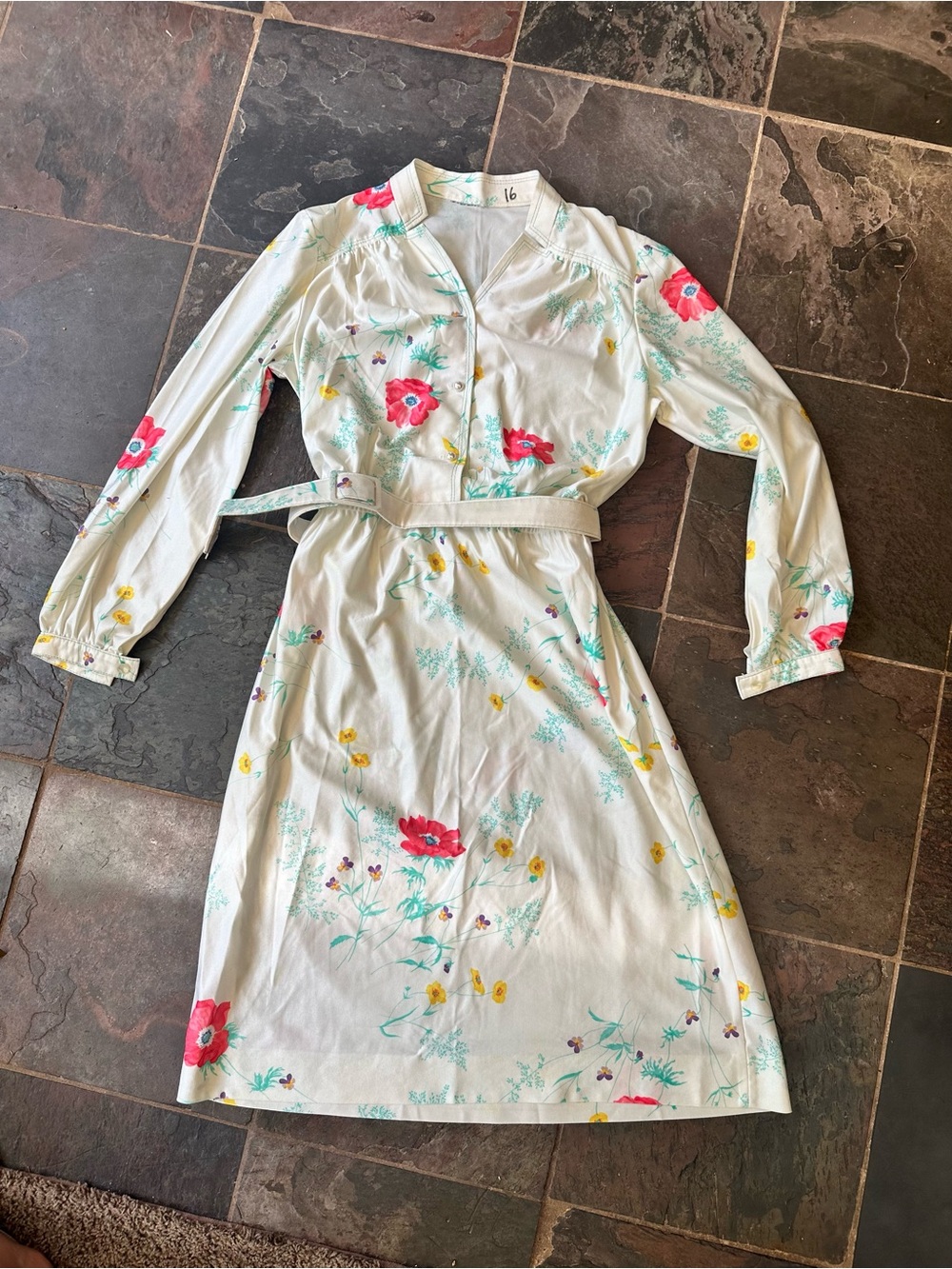 Vintage White Long-Sleeve Floral Dress with Pink & Yellow Blooms- M